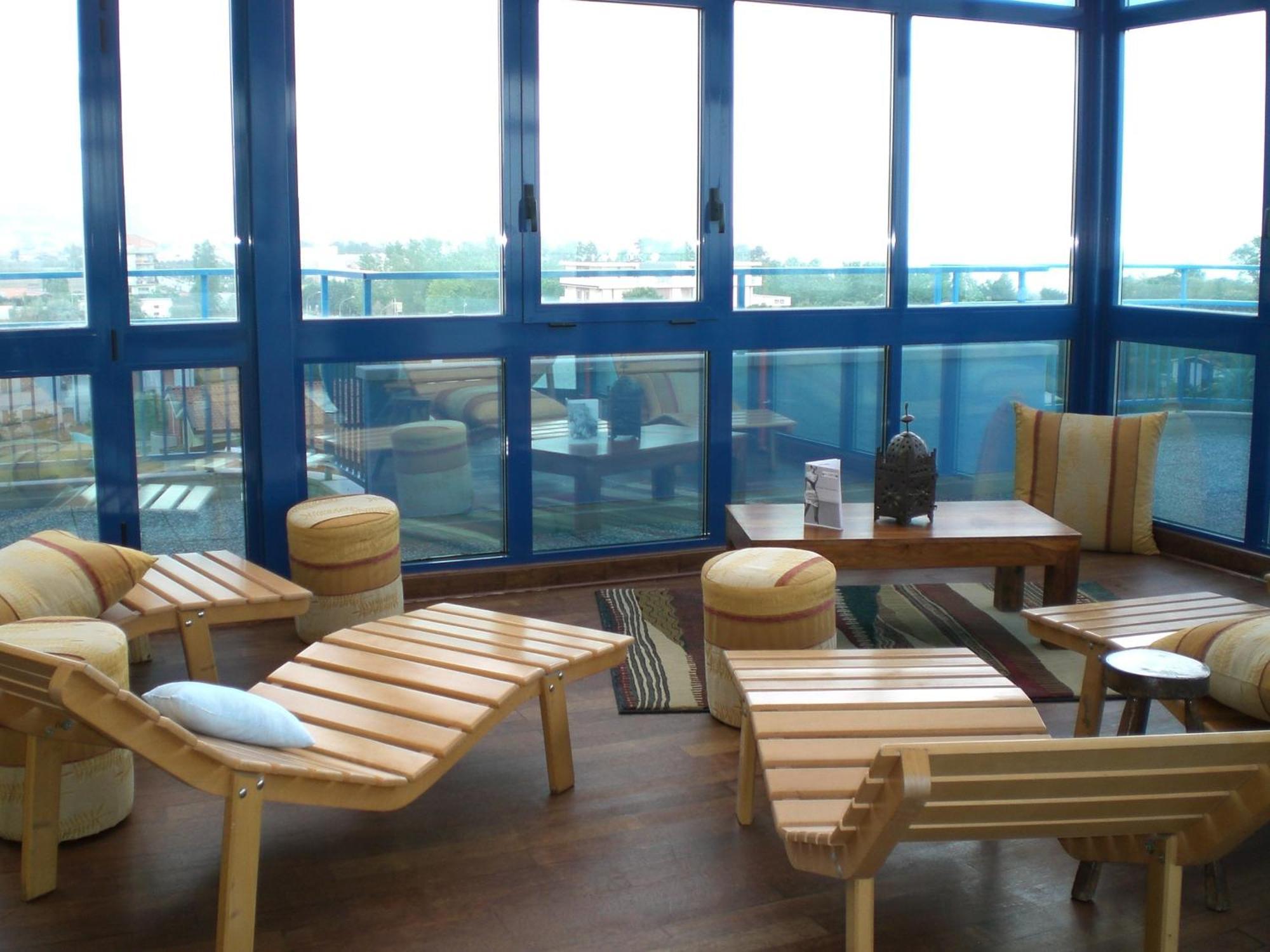 Dakar Living Hotel Vasto Exterior photo