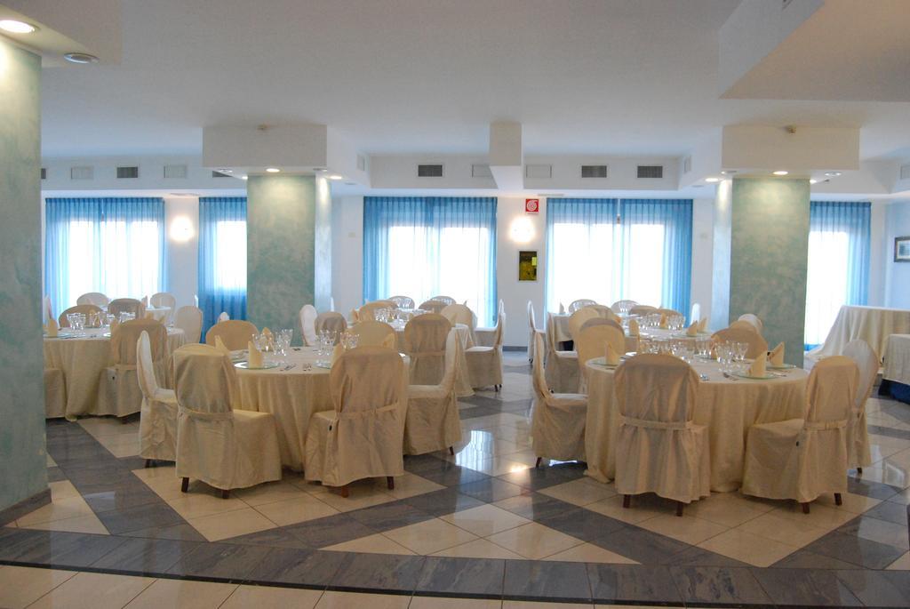 Dakar Living Hotel Vasto Exterior photo