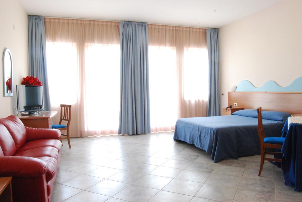 Dakar Living Hotel Vasto Exterior photo
