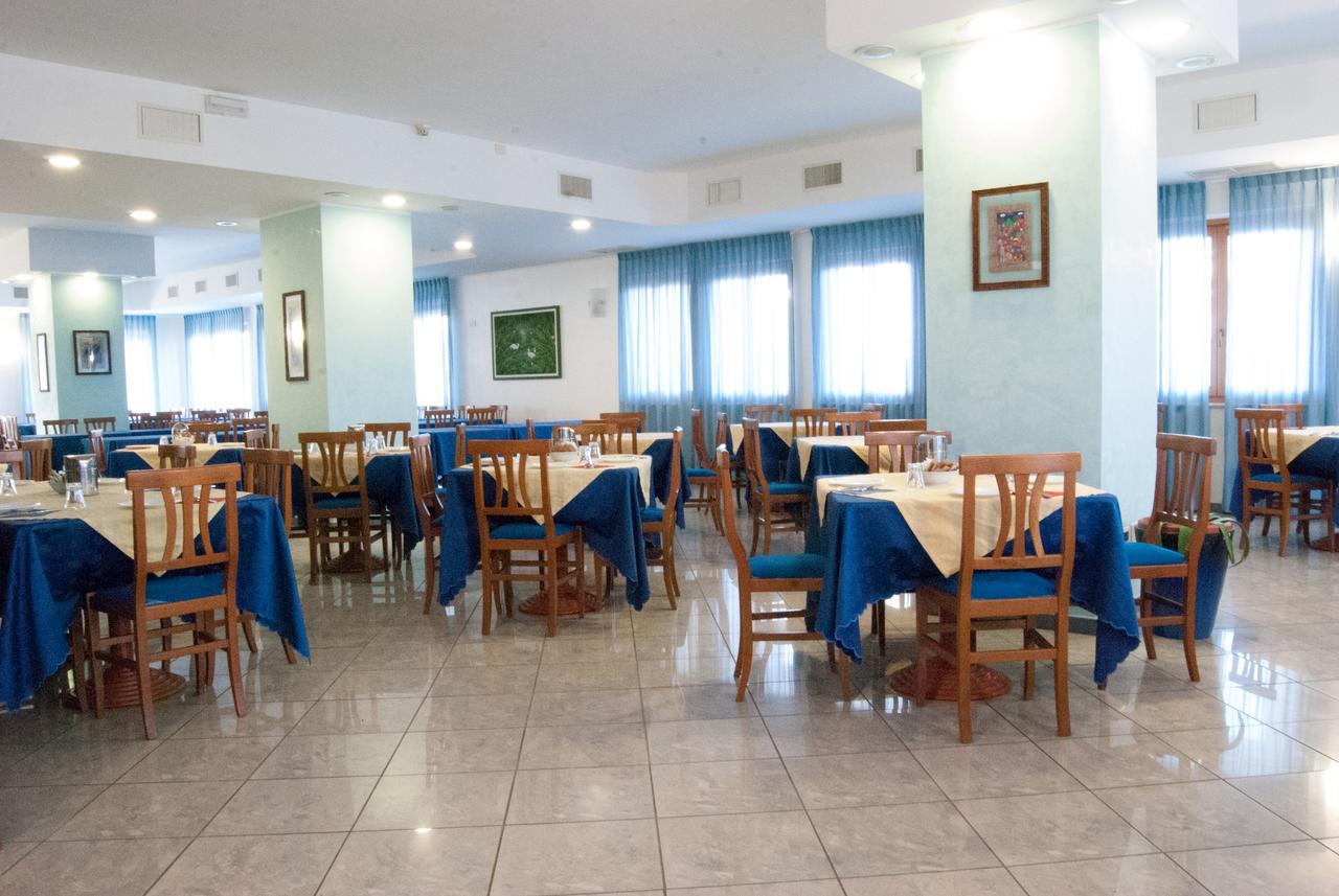 Dakar Living Hotel Vasto Exterior photo