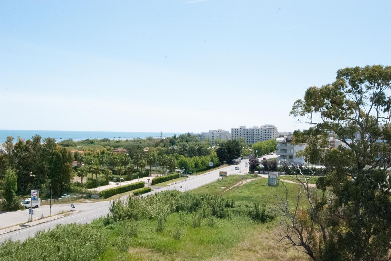 Dakar Living Hotel Vasto Exterior photo