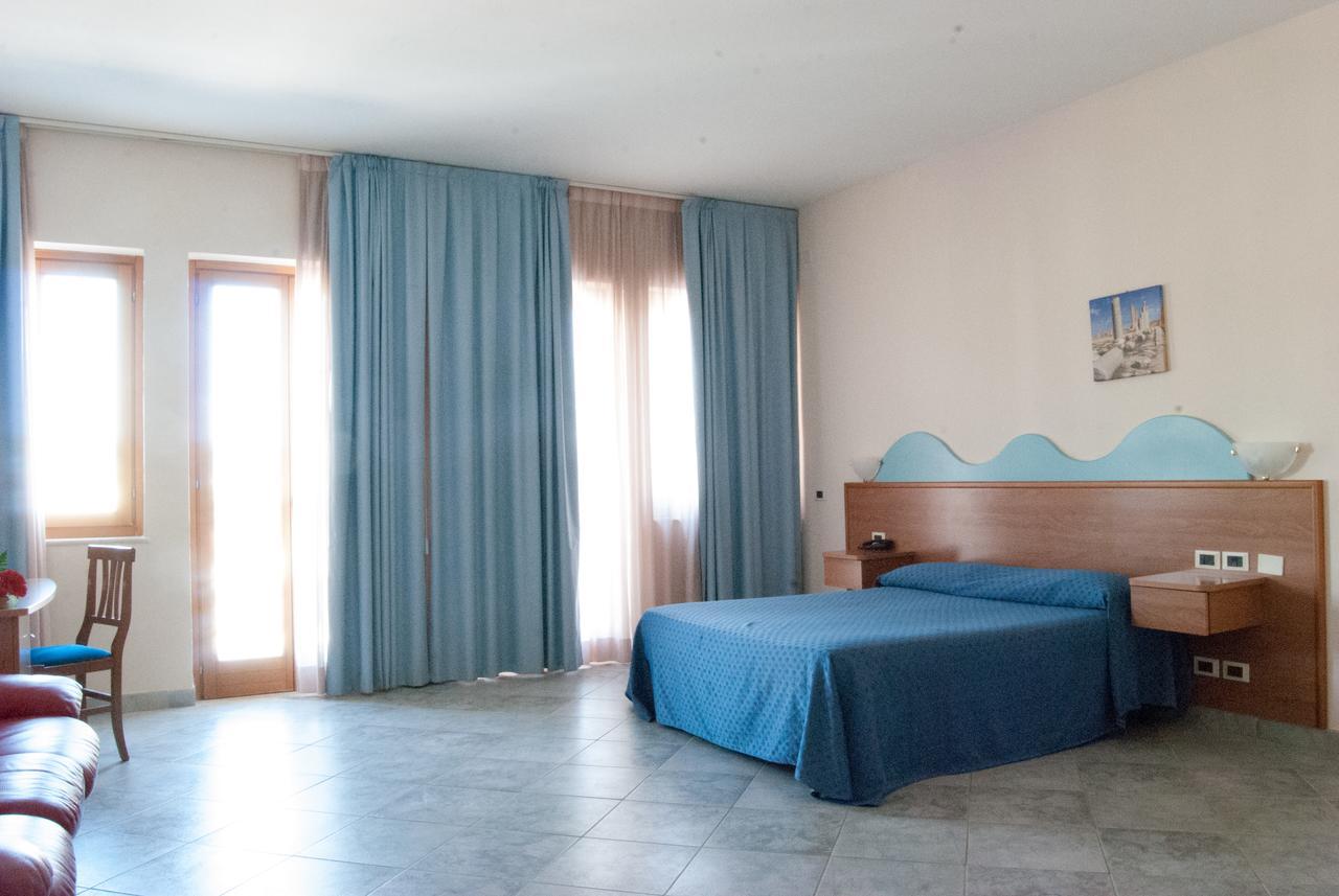 Dakar Living Hotel Vasto Exterior photo